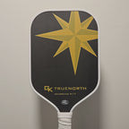 Pickleball carbon fiber paddle - Green Kompass True North (close-up video) 